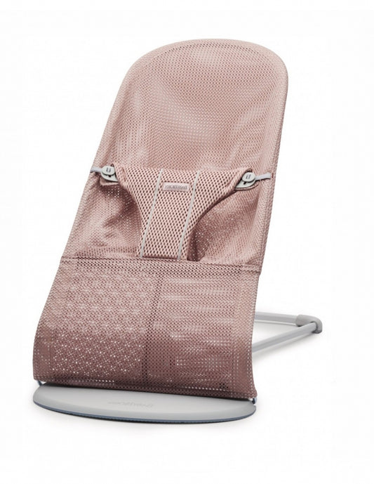 Ergonomiškas Babybjorn gultukas kūdikiams, tinkantis iki dviejų metų. Galima naudoti, kaip kėdutę paaugus vaikui.