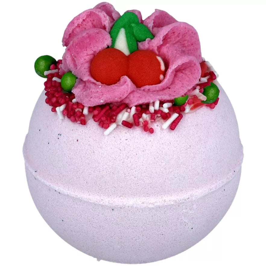 Rankų darbo vonios burbulas BOMB COSMETICS A Very Cherry Situation su eteriniais aliejais